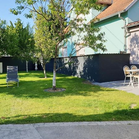 Chez Stef Hotell Marckolsheim Eksteriør bilde